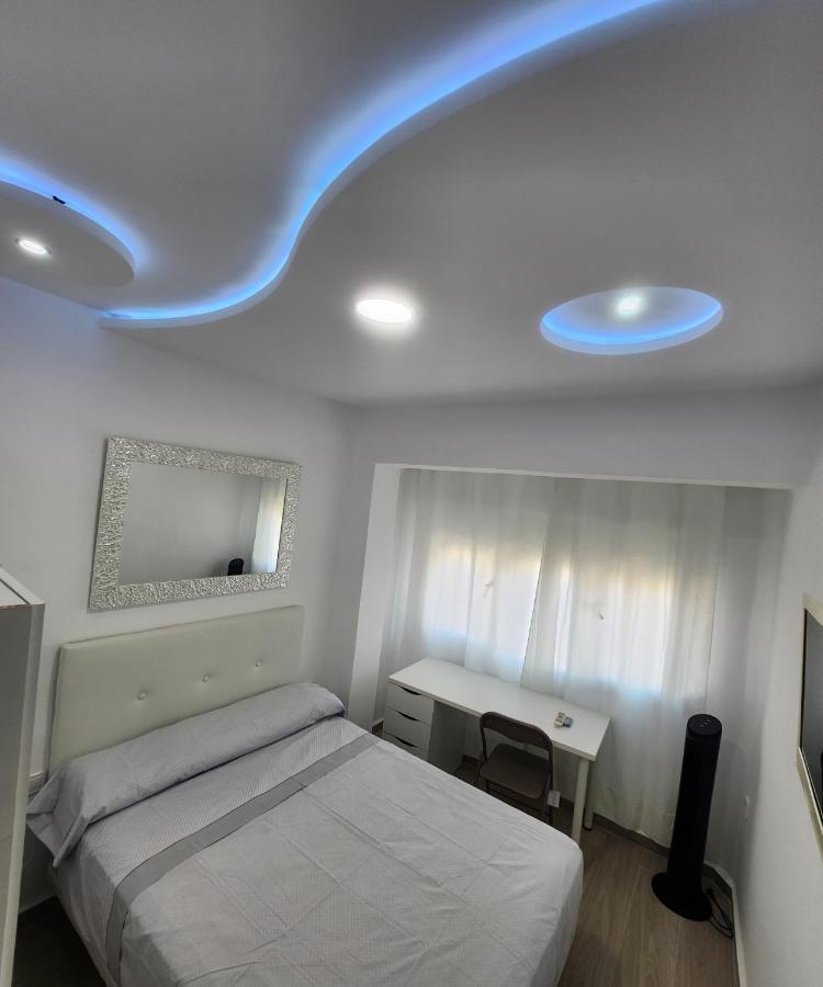 דירות Apartamento Cartagena Sur Zona Universidad Ucam מראה חיצוני תמונה